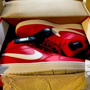 Red black and white court boroughs 7y